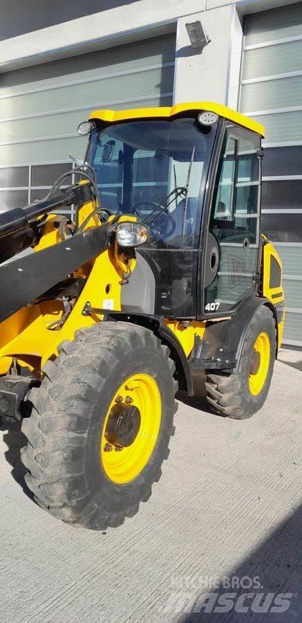 JCB 407 Naudoti ratiniai krautuvai