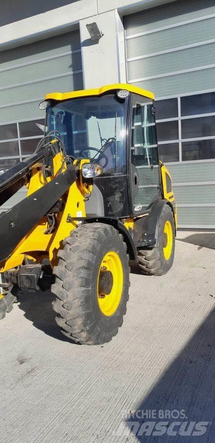 JCB 407 Naudoti ratiniai krautuvai
