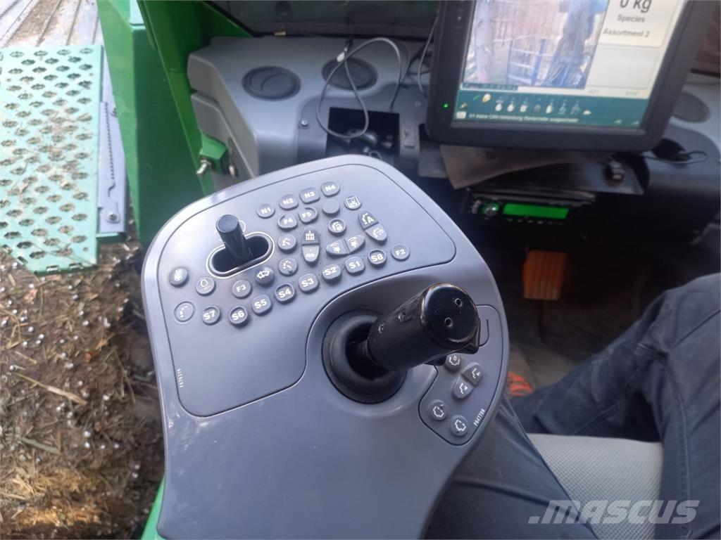 John Deere 1010G Miško technika - Kita