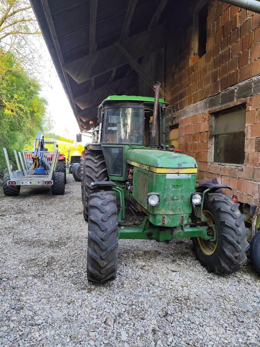 John Deere 3140 Traktoriai