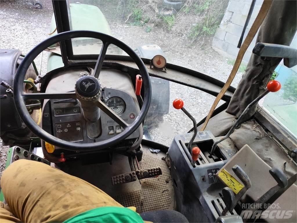 John Deere 3140 Traktoriai