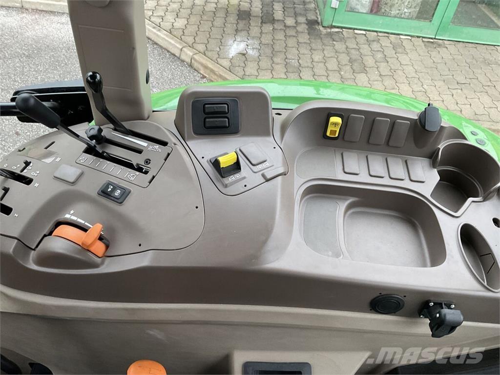 John Deere 5058E Traktoriai