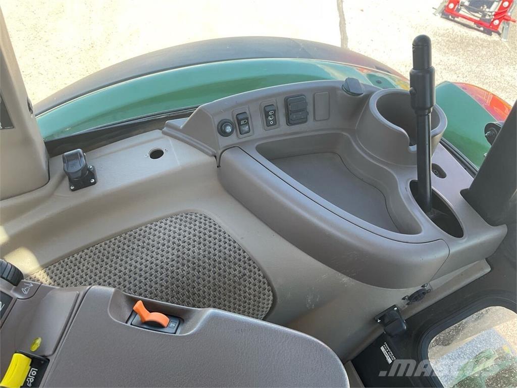John Deere 5100R Traktoriai