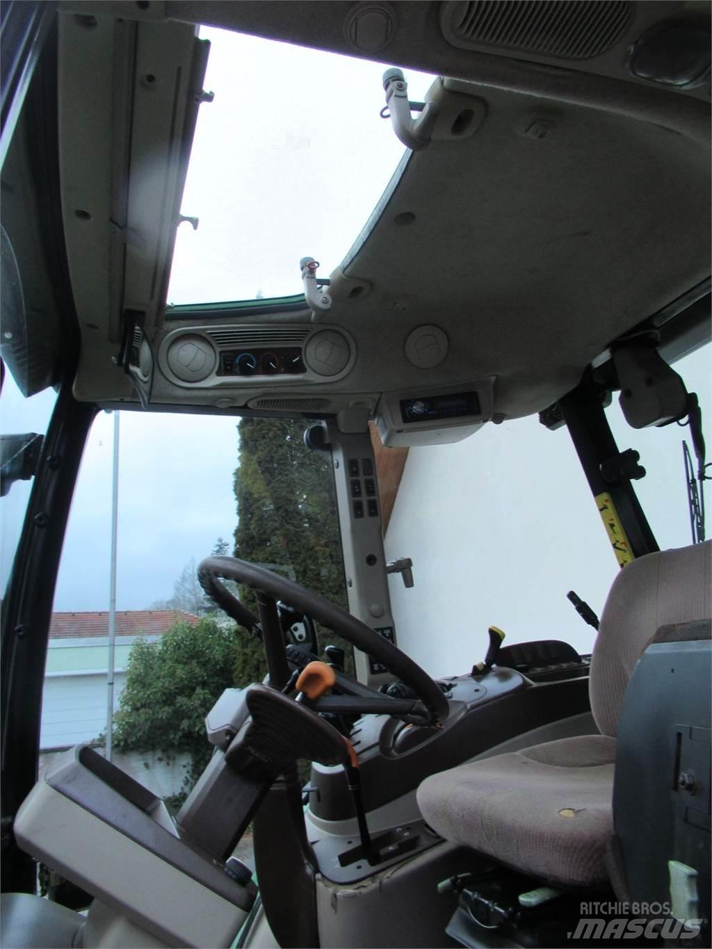 John Deere 5820 Traktoriai