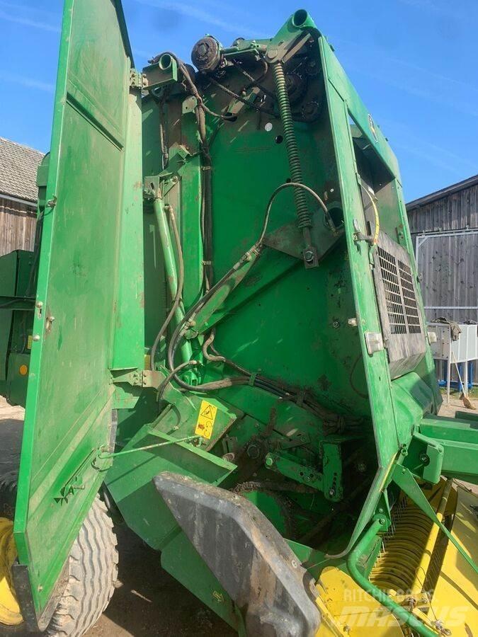 John Deere 592C Ritinių presai