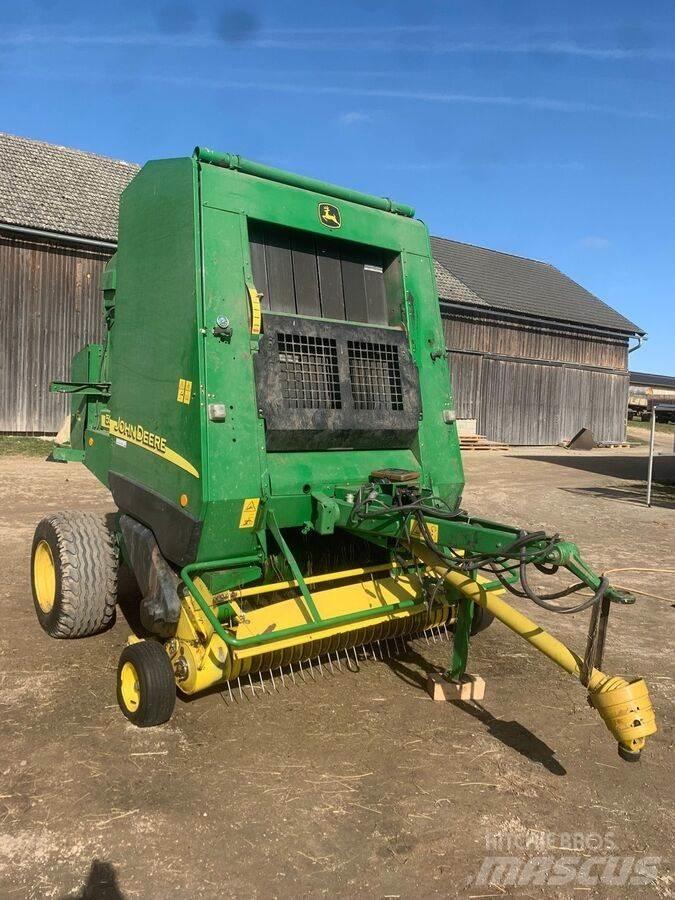 John Deere 592C Ritinių presai