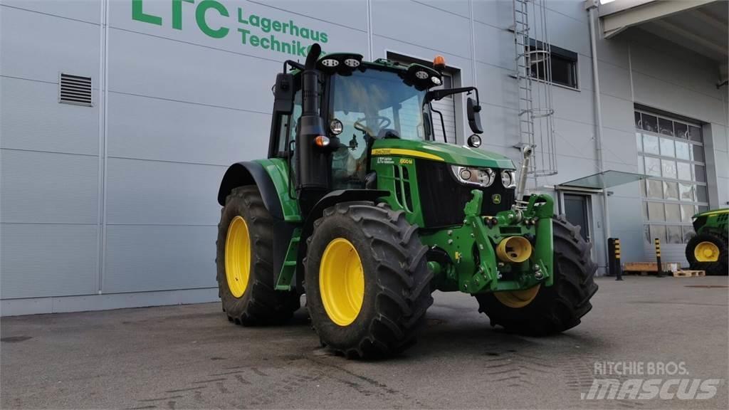 John Deere 6100M Traktoriai