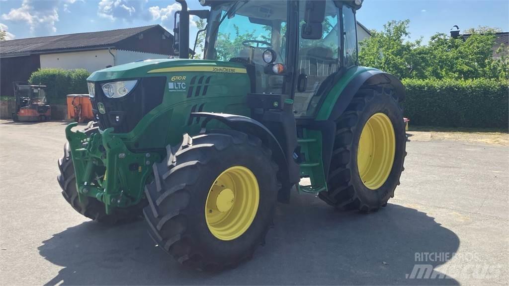 John Deere 6110R Traktoriai