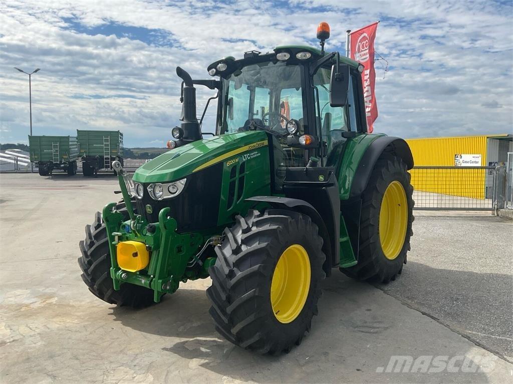 John Deere 6120M Traktoriai