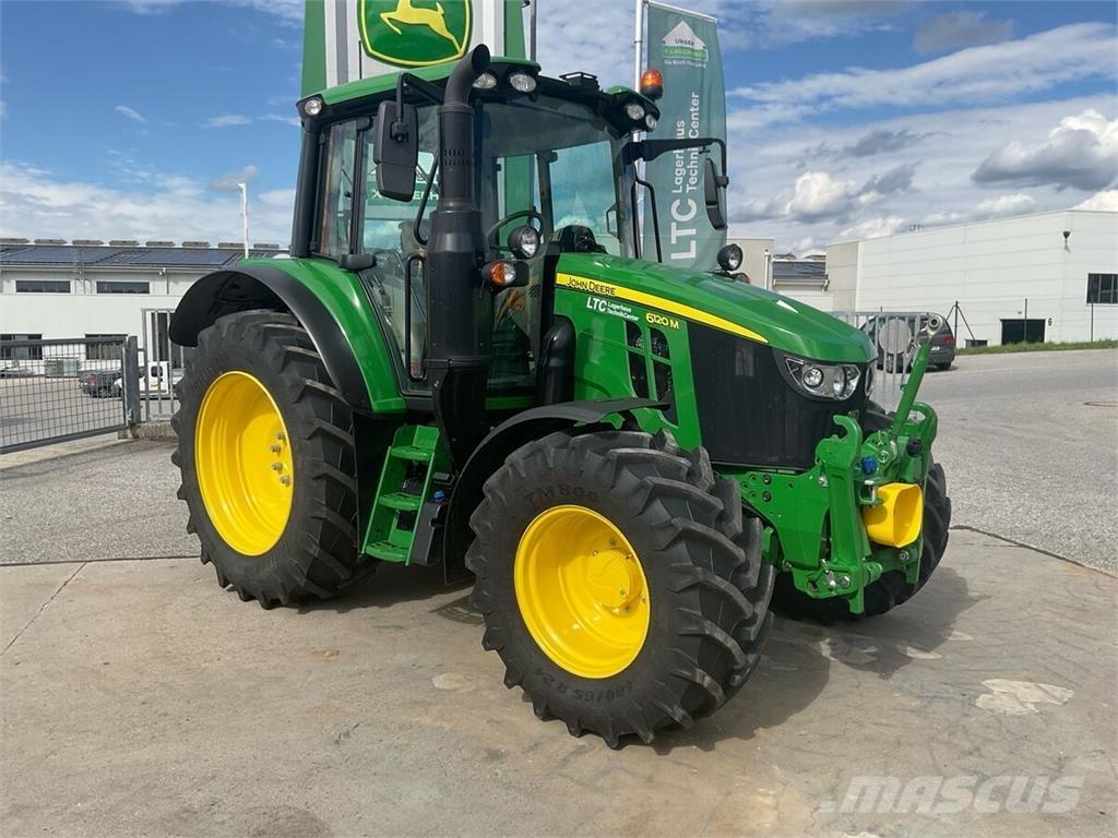 John Deere 6120M Traktoriai