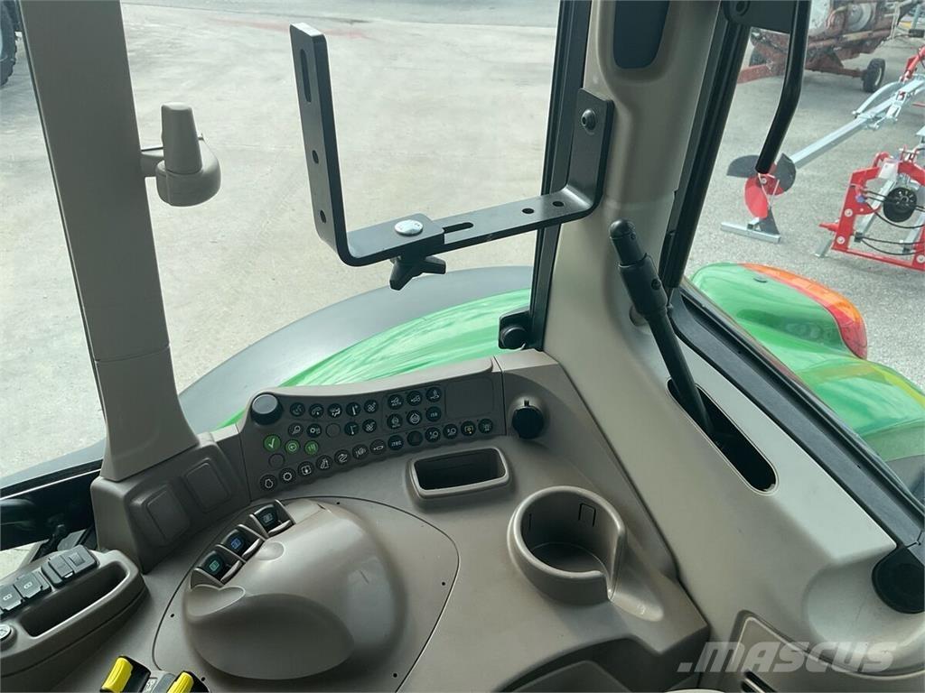 John Deere 6120M Traktoriai