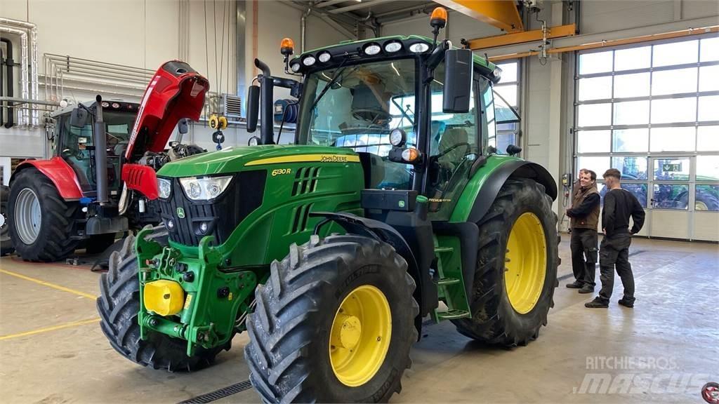 John Deere 6130R Traktoriai