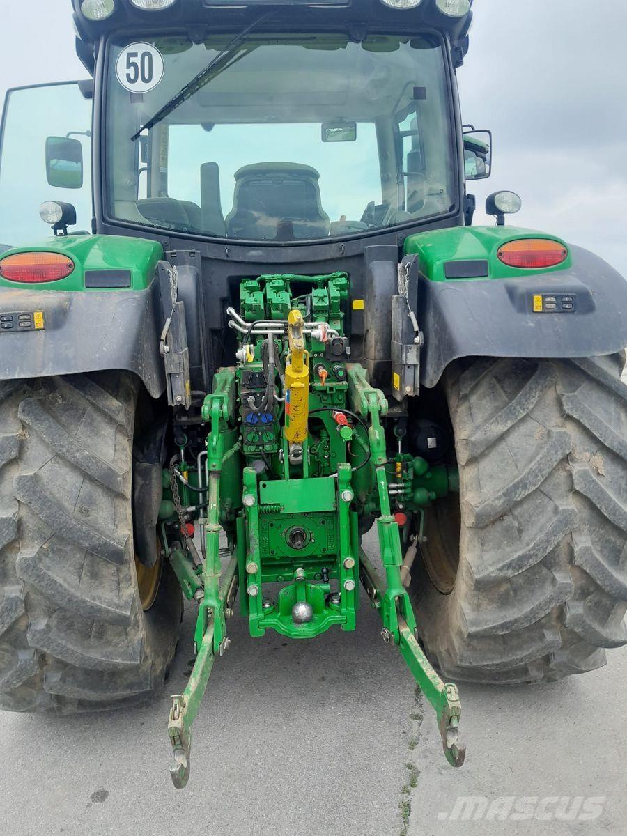 John Deere 6130R Traktoriai