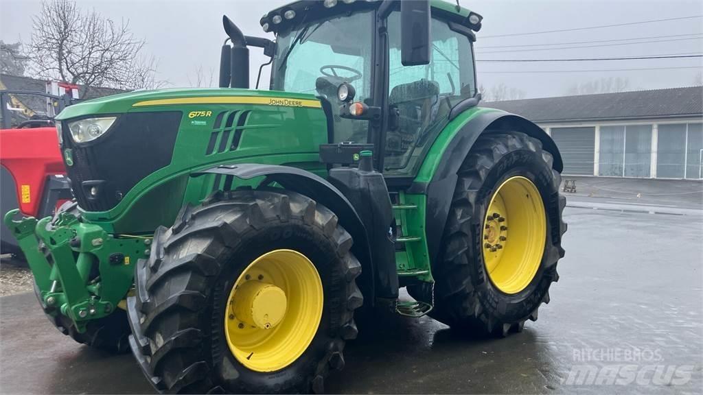 John Deere 6175R Traktoriai