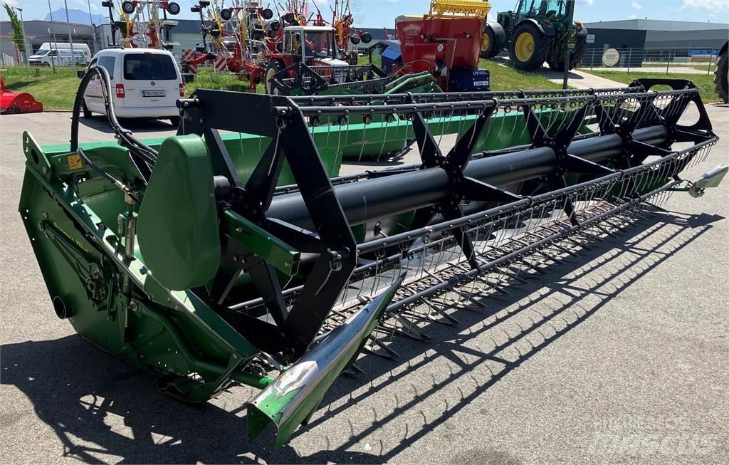 John Deere 620R Derliaus nuėmimo kombainų priedai