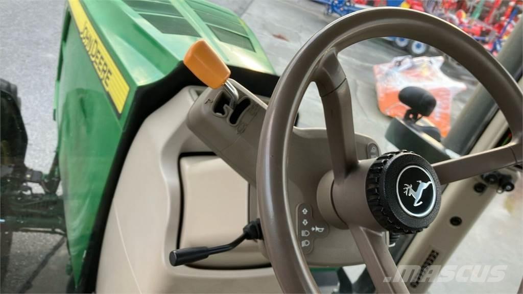 John Deere 7230R Traktoriai