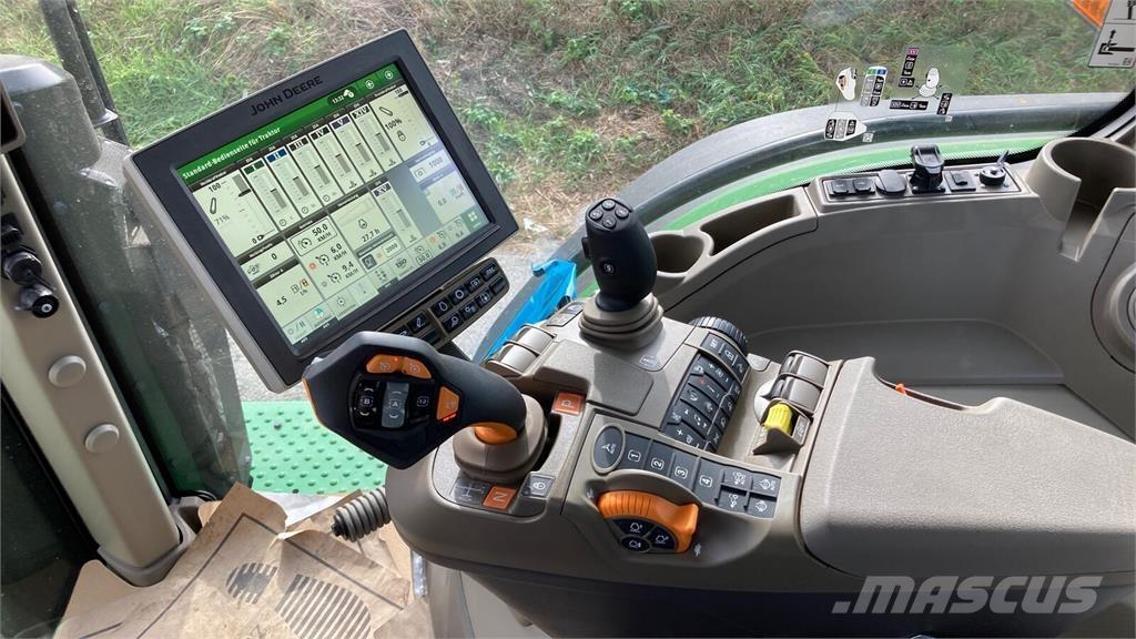John Deere 7R330 Traktoriai