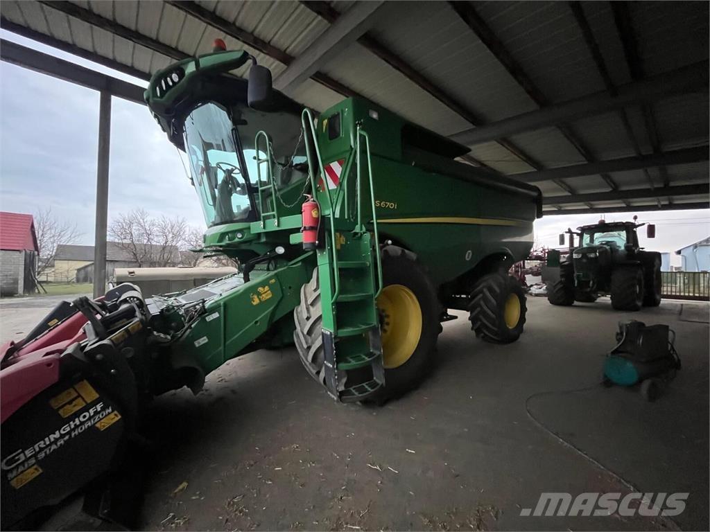 John Deere S670i Derliaus nuėmimo kombainai