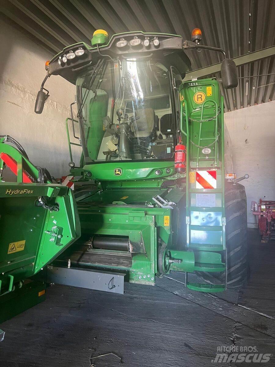 John Deere T550 Derliaus nuėmimo kombainai