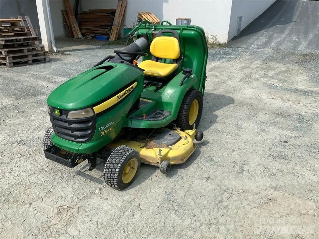 John Deere X540 Aplinkos tvarkymas - Kita