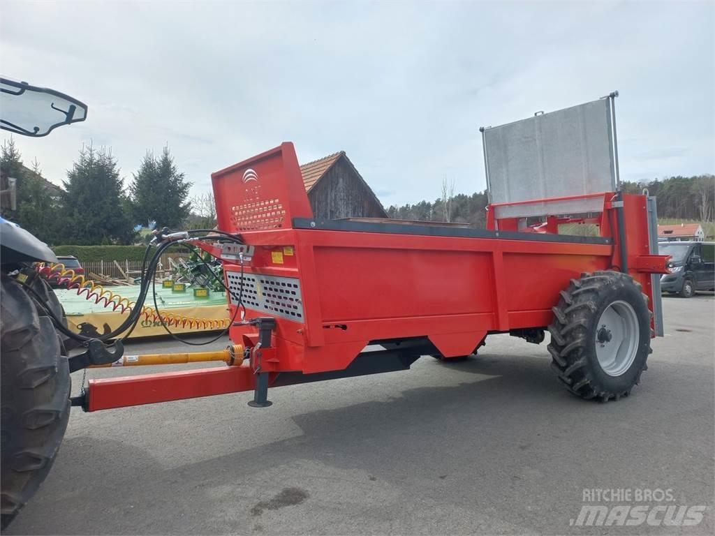  Jolmet N 250 Mėšlo barstytuvai