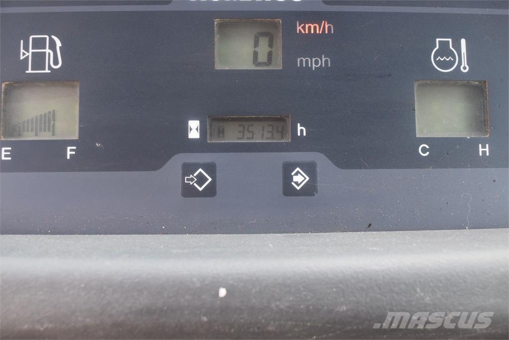 Komatsu WA70-7 Naudoti ratiniai krautuvai