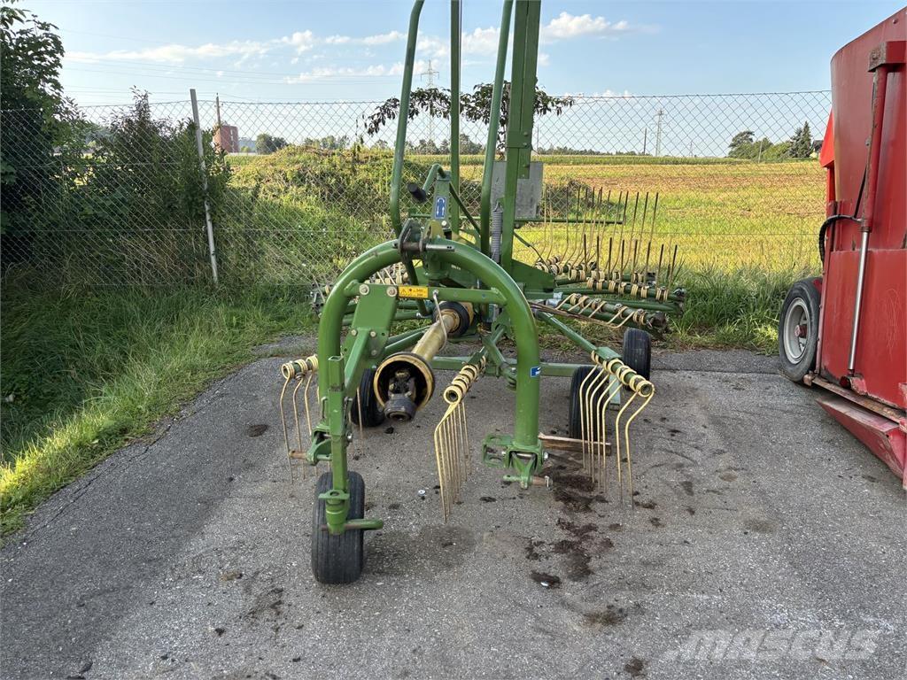 Krone Swadro 42 Grunto gramdymo technika