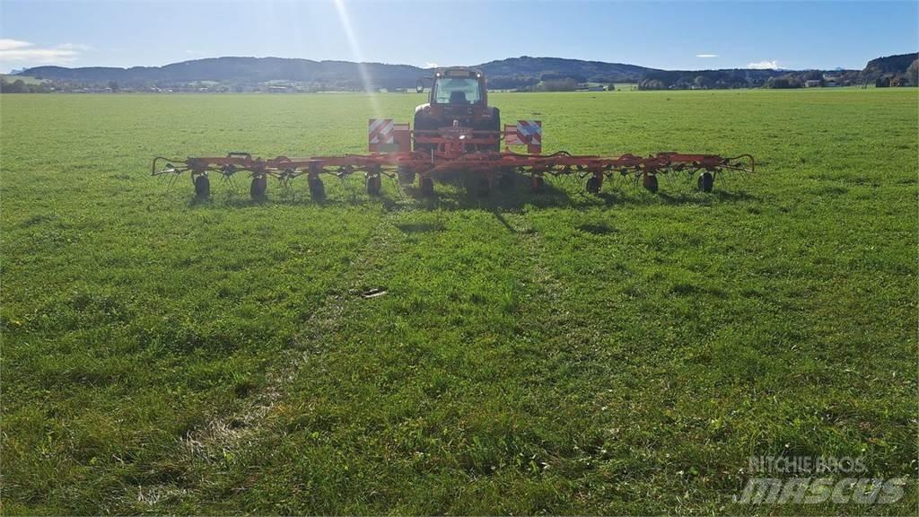 Kuhn GF 10802T Šieno grėbliai ir vartytuvai
