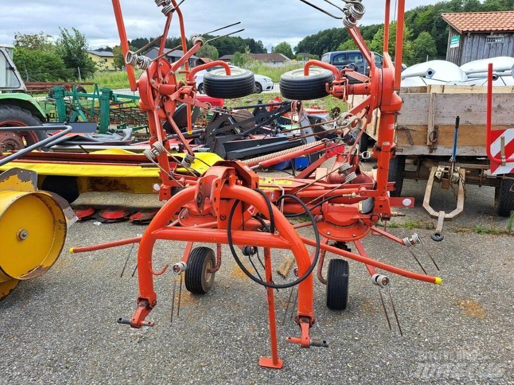 Kuhn GF 4201 HM Šieno grėbliai ir vartytuvai