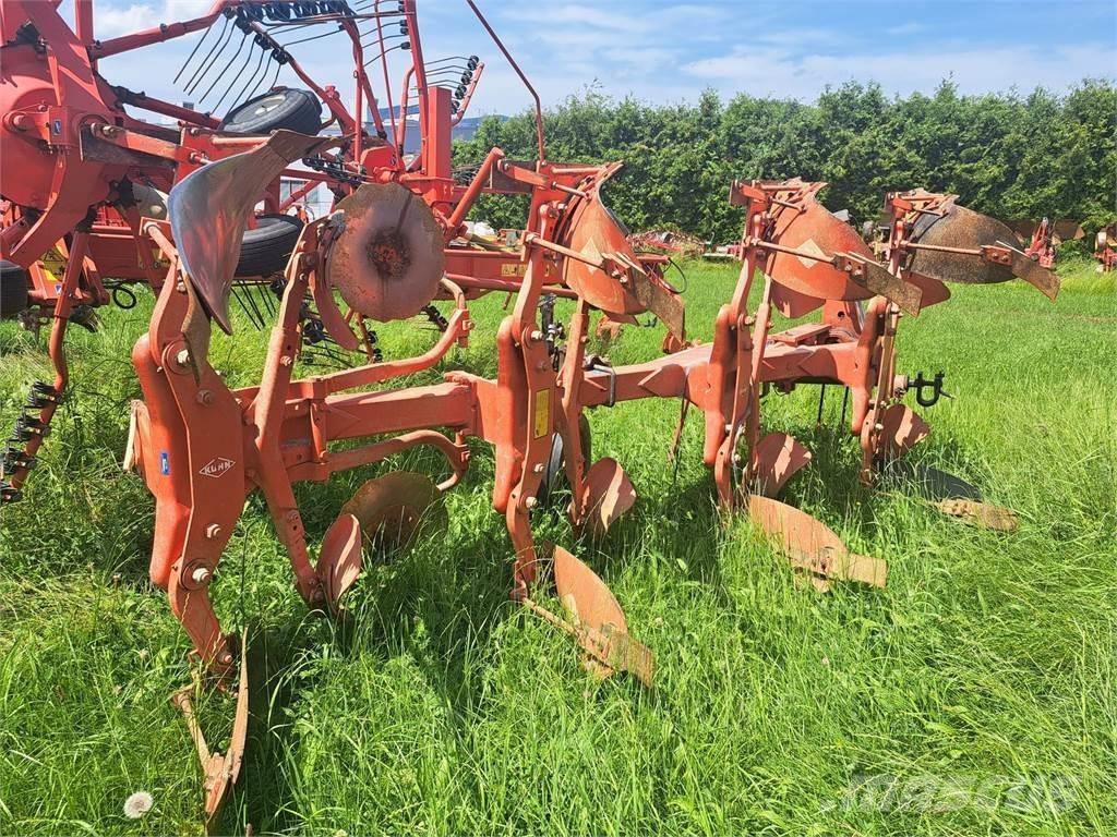 Kuhn Master 120 Standartiniai plūgai