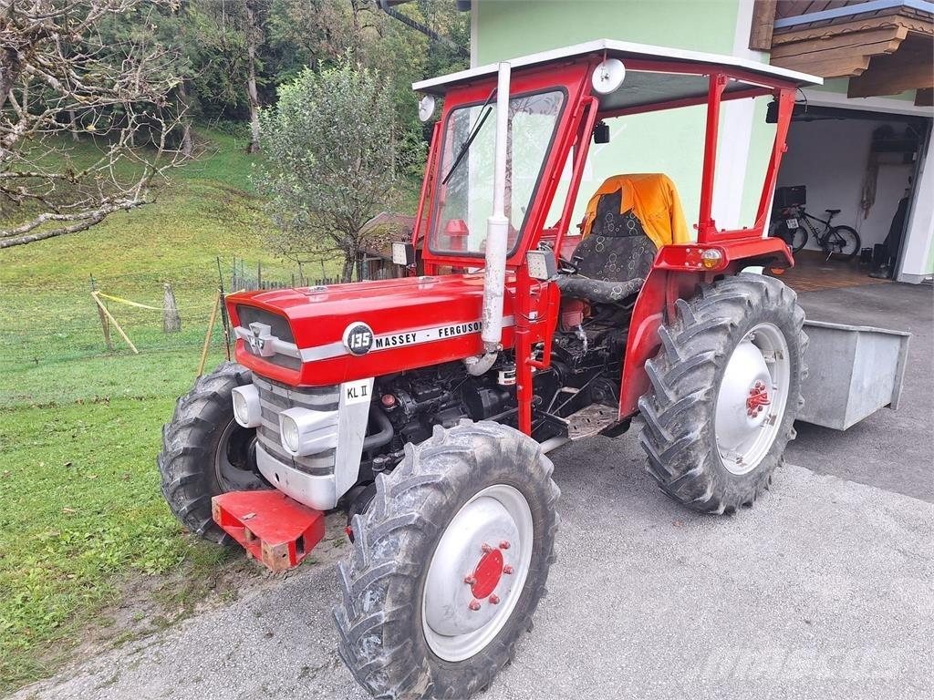 Massey Ferguson 135 Traktoriai