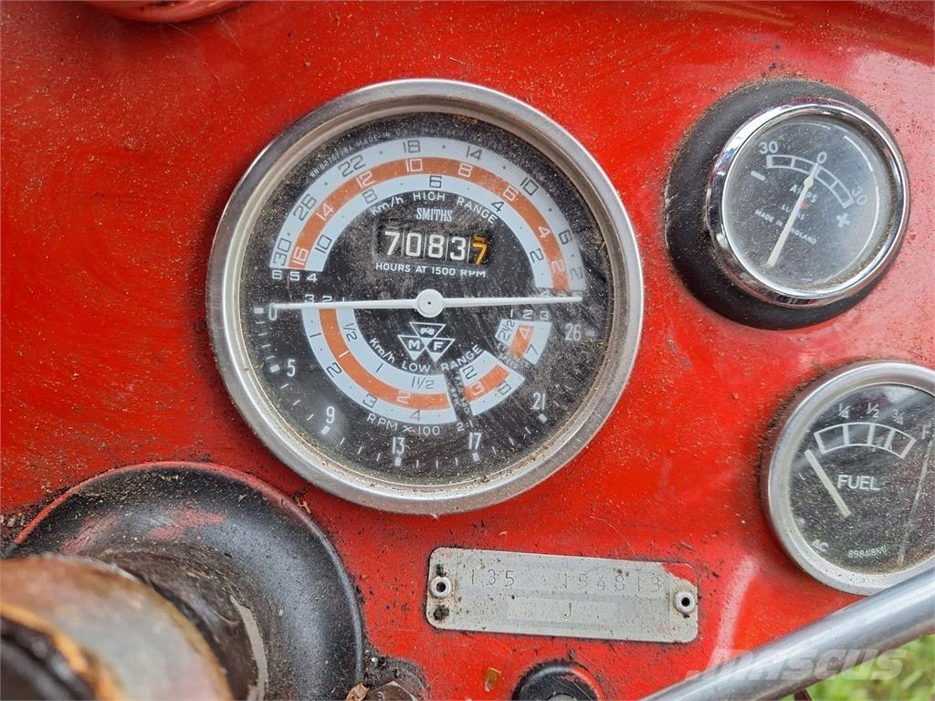 Massey Ferguson 135 Traktoriai