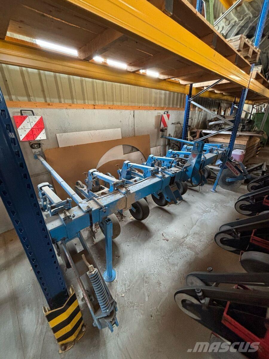  Muticrop Kita sėjamoji technika ir jų priedai