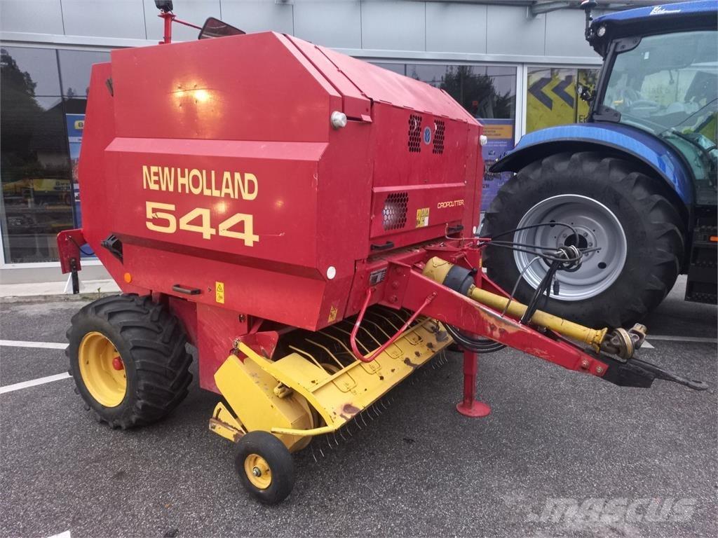 New Holland BR 544 Ritinių presai