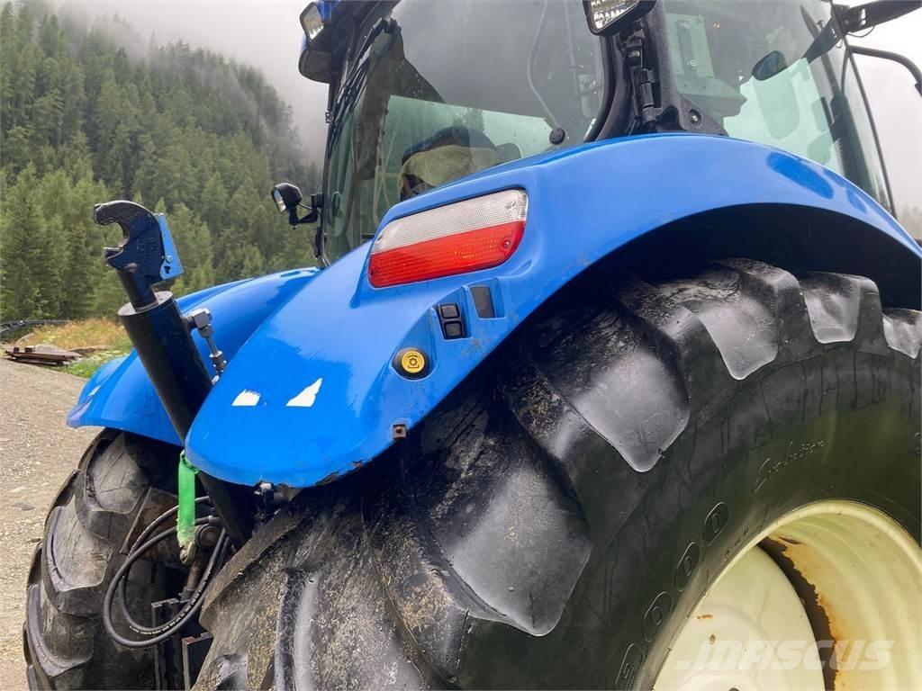 New Holland T7040 Traktoriai