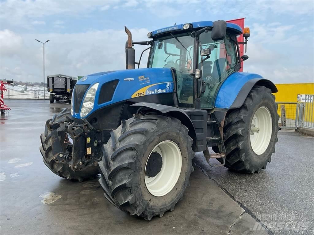 New Holland T7050 Traktoriai
