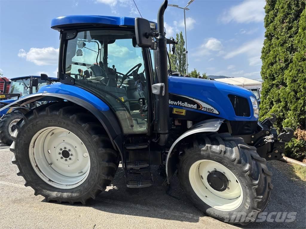 New Holland TS100A Traktoriai