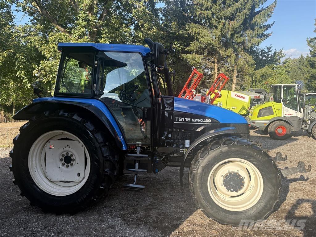 New Holland TS115 Traktoriai