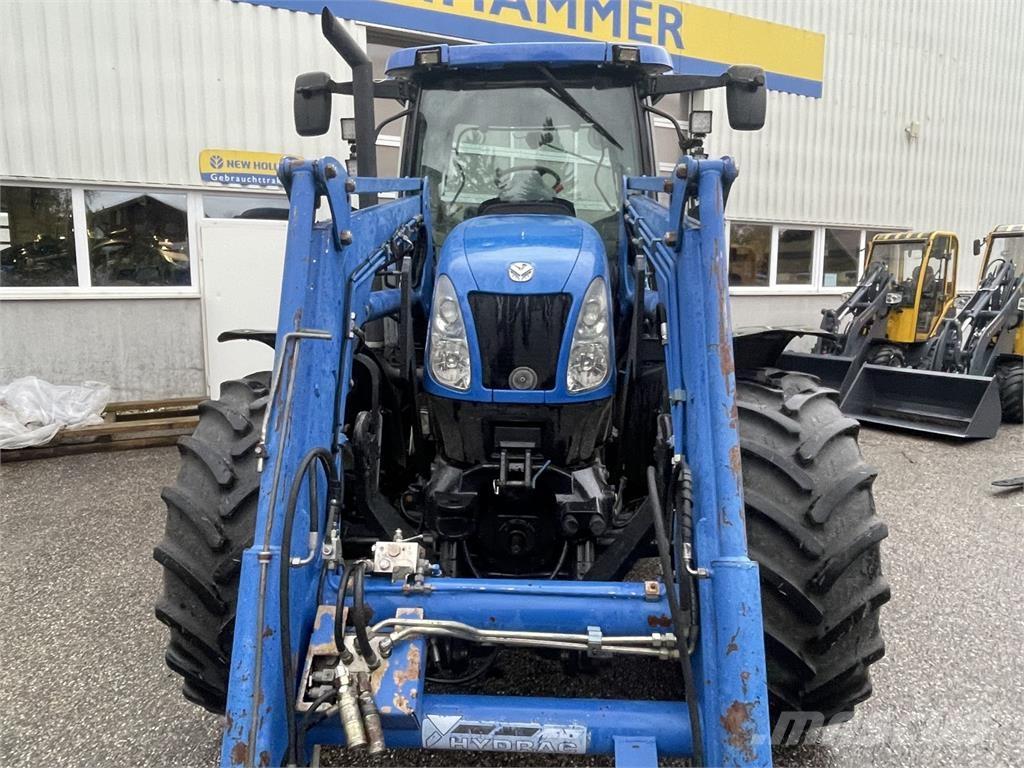 New Holland TS135A Traktoriai