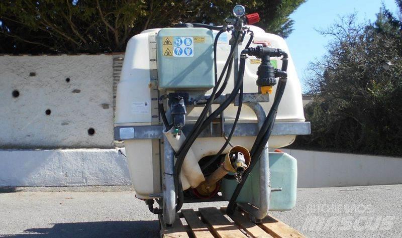  Osella TMP600 Prikabinami purkštuvai