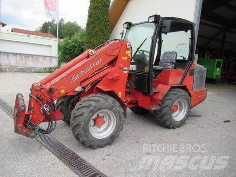 Schäffer 450T Frontaliniai krautuvai ir ekskavatoriai