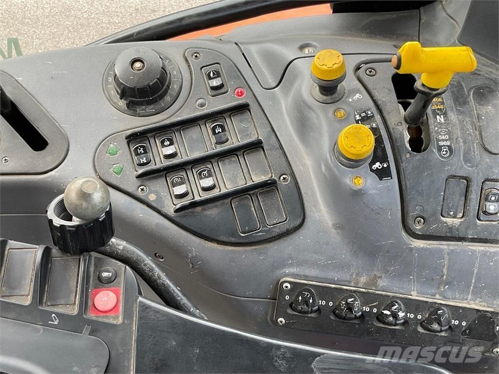 Steyr 4120 Profi Traktoriai