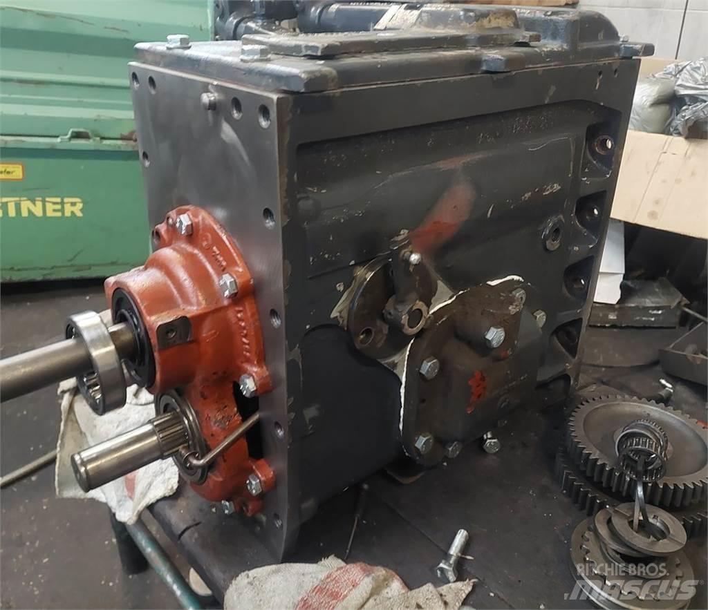 Steyr 9094 Kiti naudoti traktorių priedai