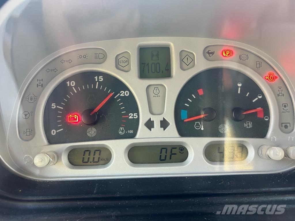 Steyr 9100 M Basis Traktoriai