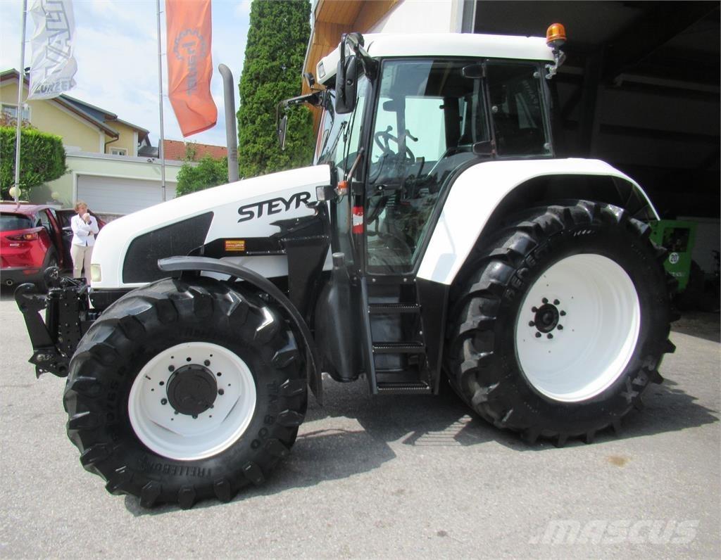 Steyr 9105 Traktoriai