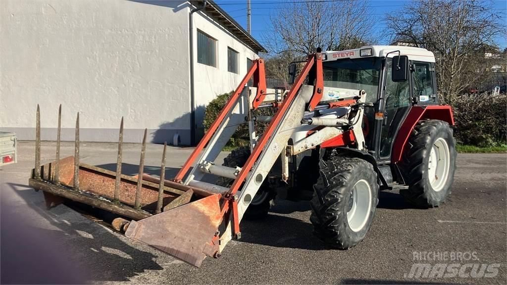 Steyr 958 Traktoriai