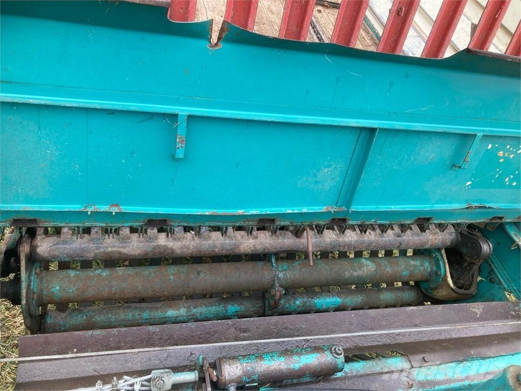 Steyr Hamster 803V Savikrovės priekabos