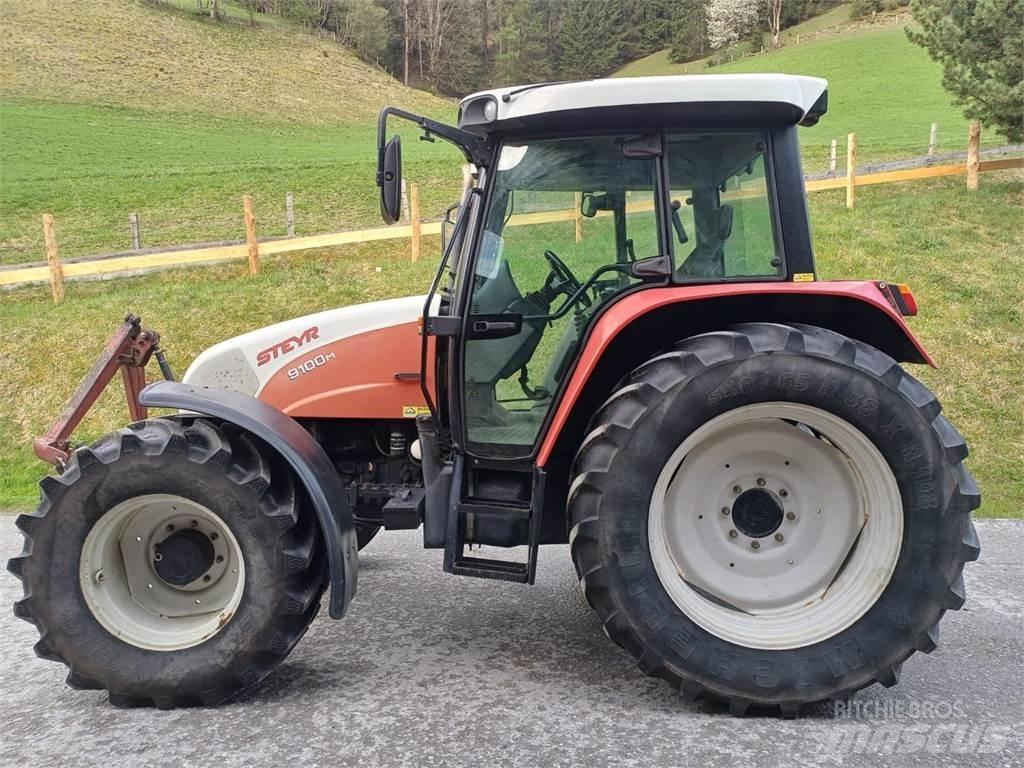 Steyr M 9100 Traktoriai