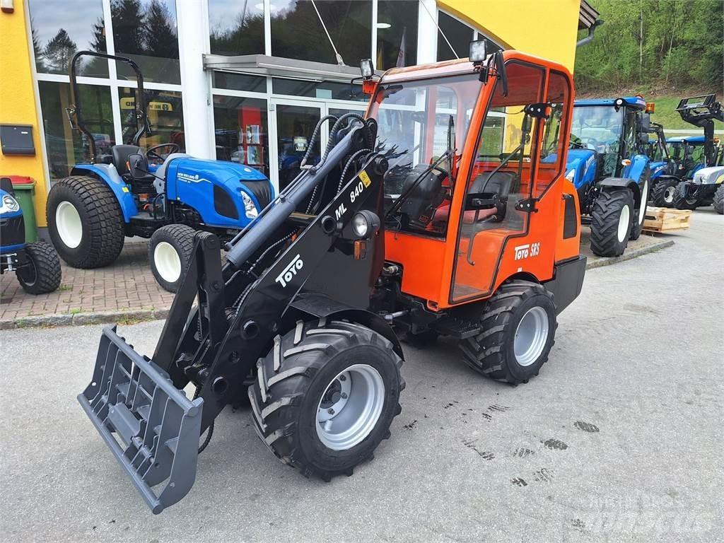 Toyo 840 Frontaliniai krautuvai ir ekskavatoriai