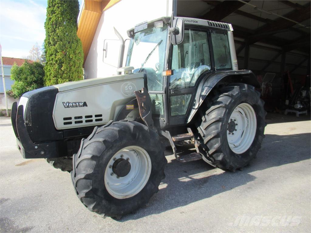 Valtra 6200 Traktoriai